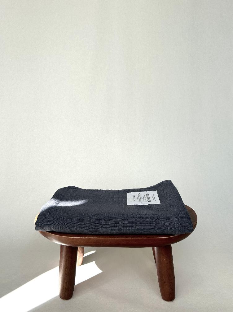 2.5-PLY GAUZE BATH TOWEL CHARCOAL