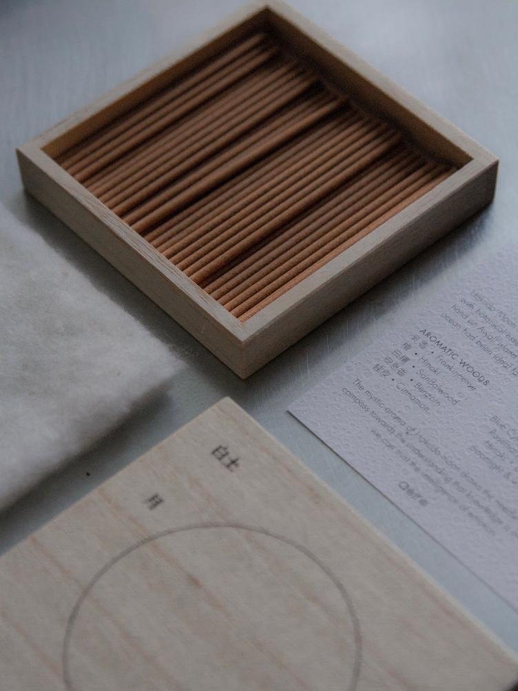 Hakudo Moon Half Incense