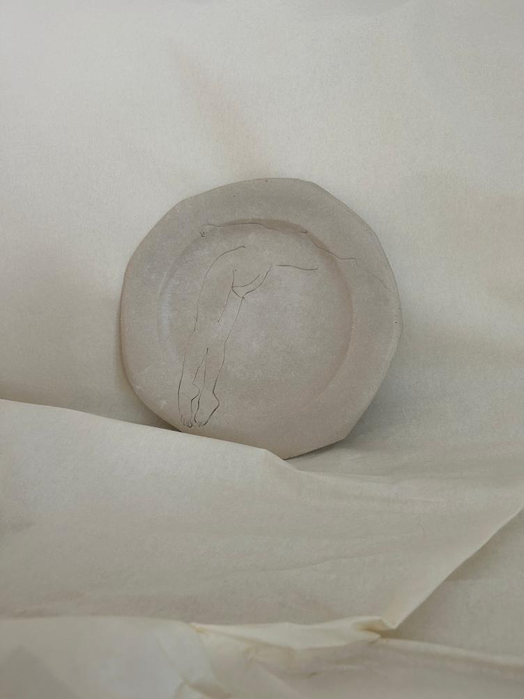 HANG DOWN PLATE LARGE