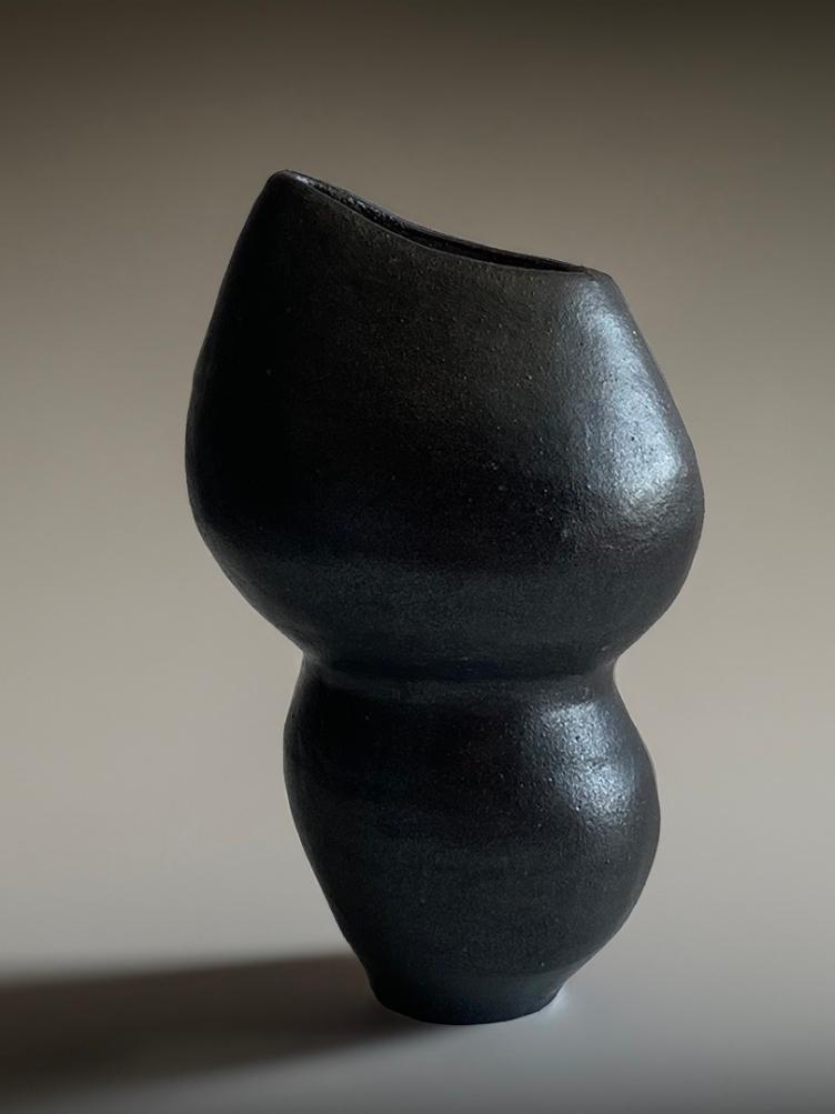 NERO VESSEL