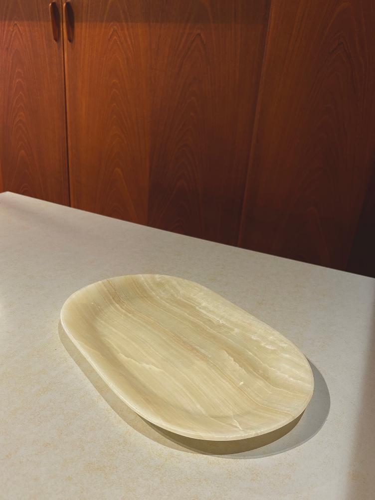 ONYX PLATE KADEK