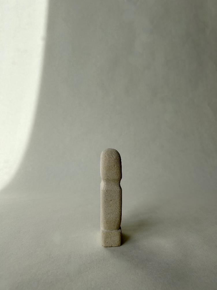 STATUE HARU - 1