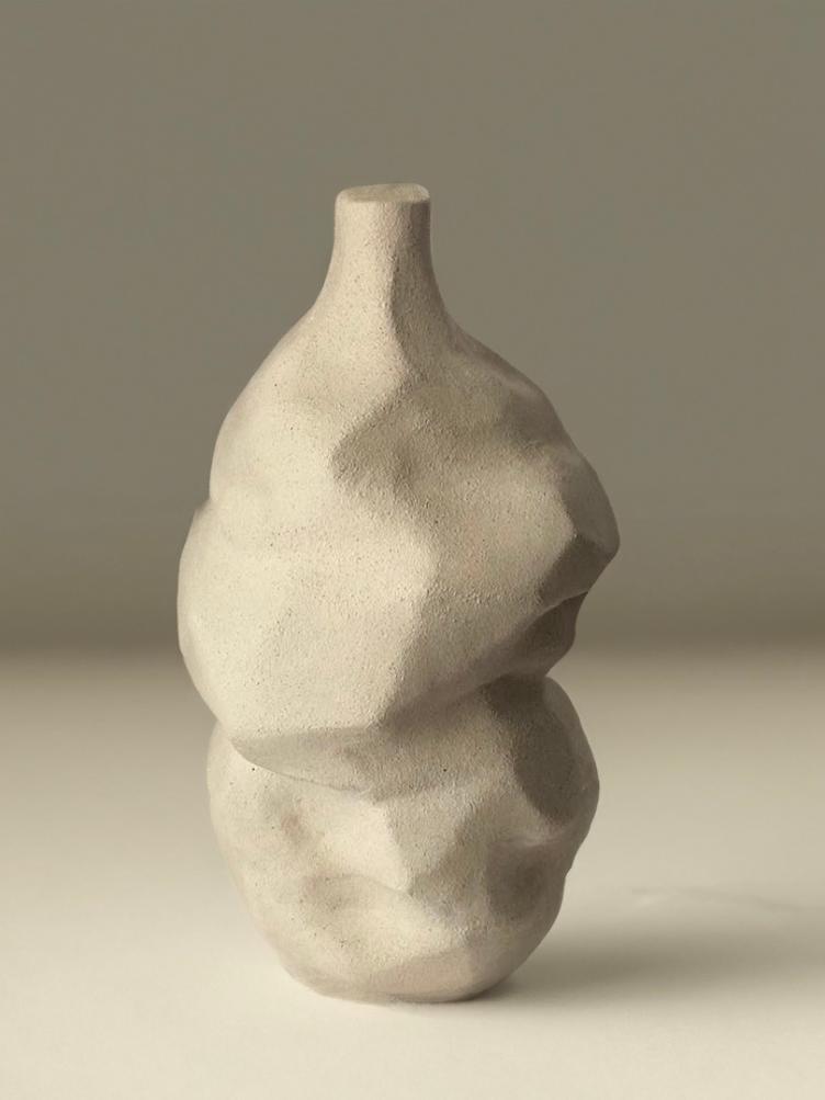 TALL RIKA VESSEL SAND - 1